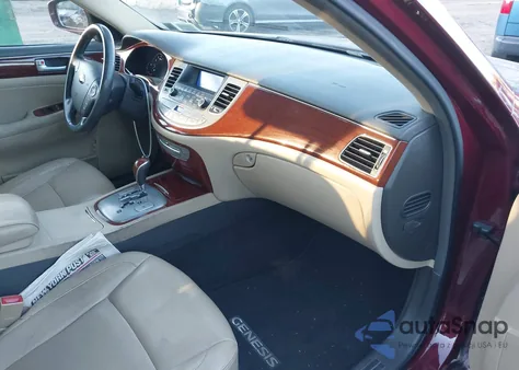 2012 Hyundai Genesis 3.8 z USA, uszkodzony, nr VIN KMHGC4DD1CU152534